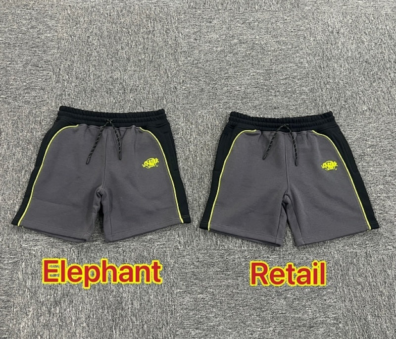 Syna-World Shorts - Black-Grey