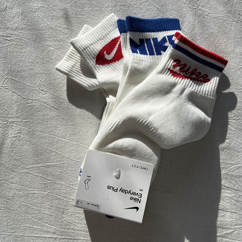 Nike Retro Stripe Crew Socks 2-Pack