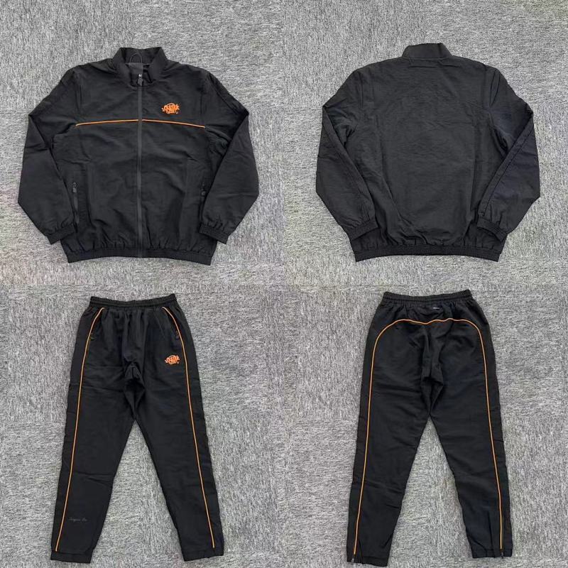 Syna-World Tracksuit - Black