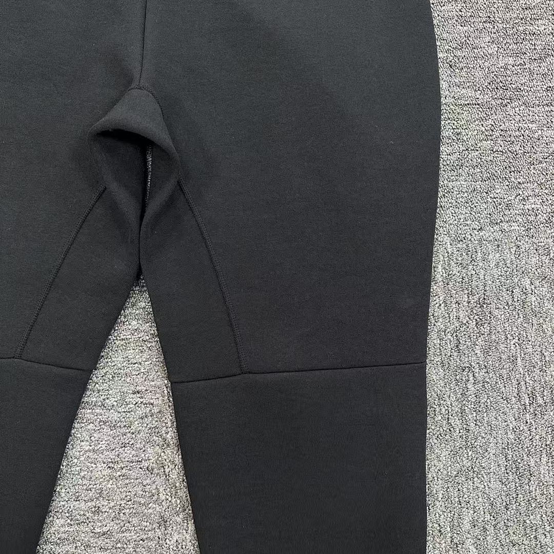 SynaWorld Hoodie 8