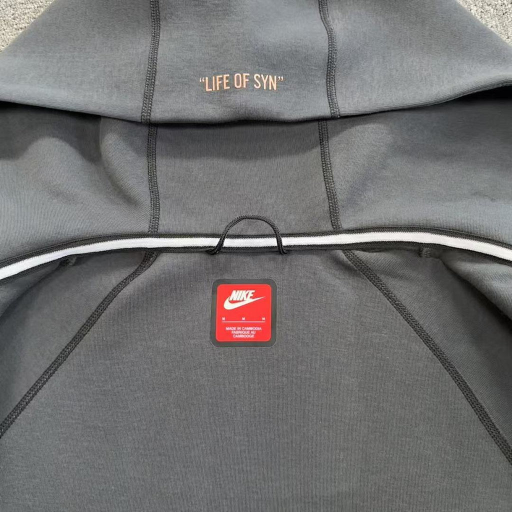 SynaWorld Hoodie 9