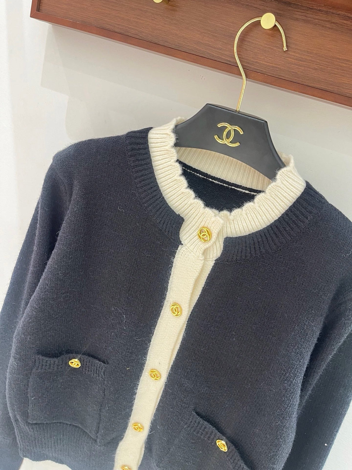 Logo Cardigan