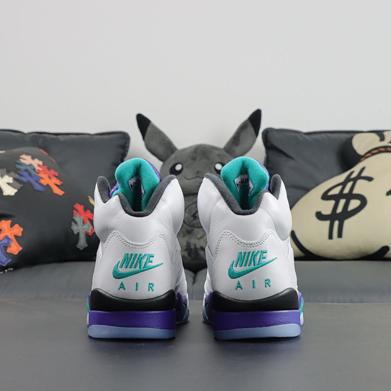 Nike Air Jordan 5 Retro - White/Grape