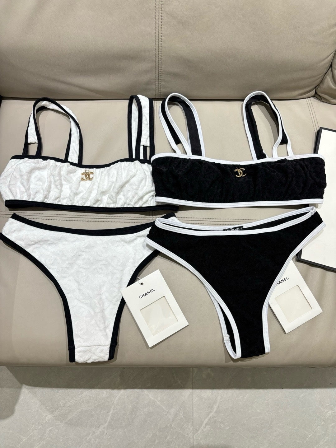 Contrast Trim Bikini Set