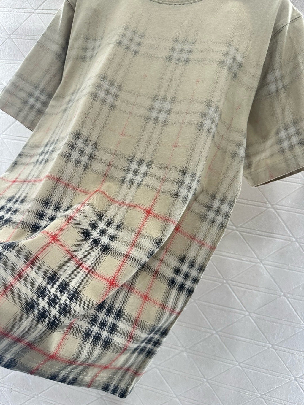 Gradient Check T-Shirt