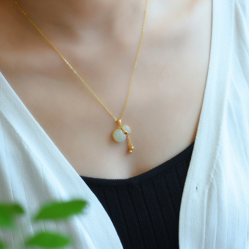 Fengshui Calabash Jade Pendant 925 Nacklace