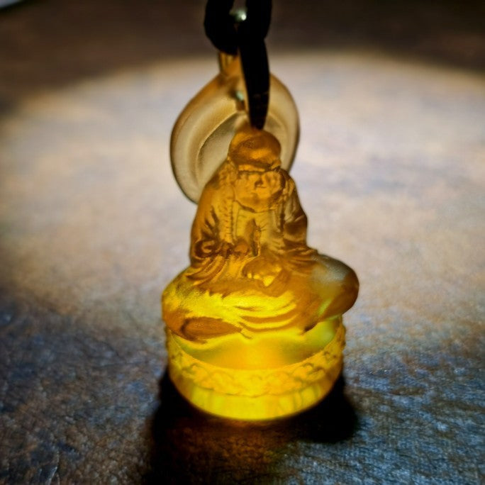 The Zen Pioneer Handcrafted Liuli Meditative Bodhidharma Amulet
