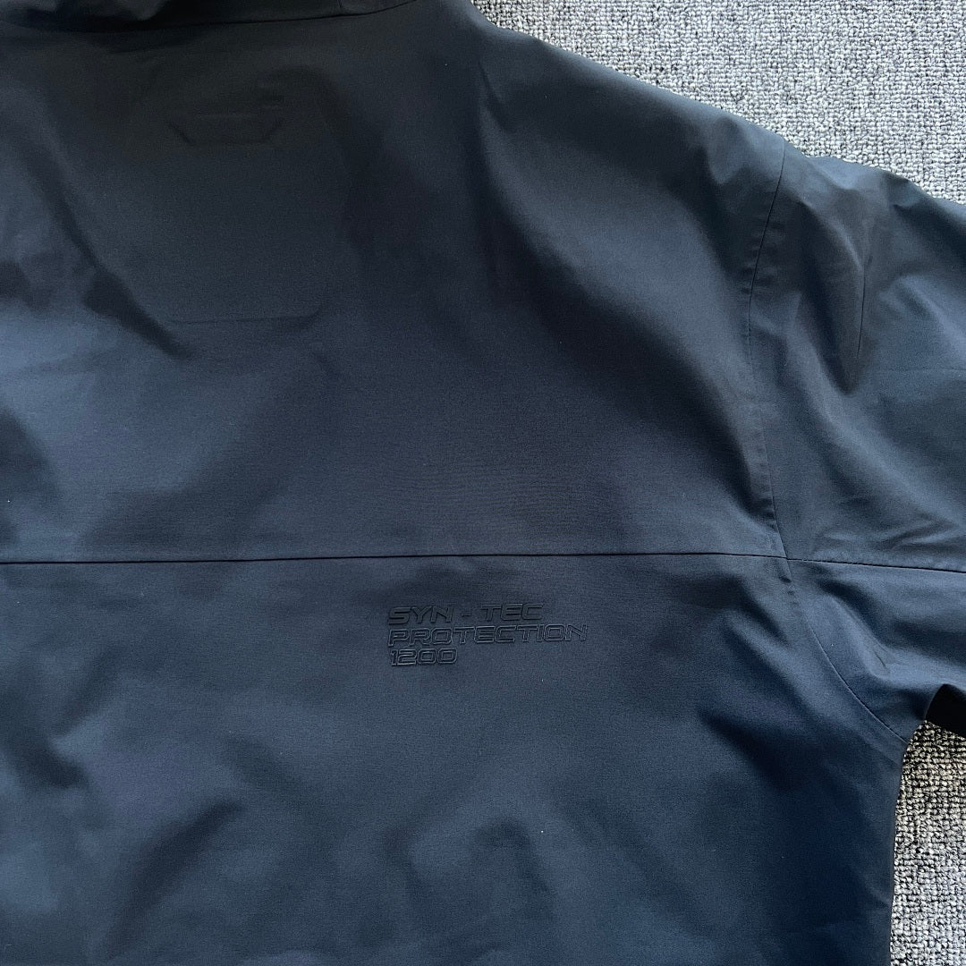 Trek Jacket Black
