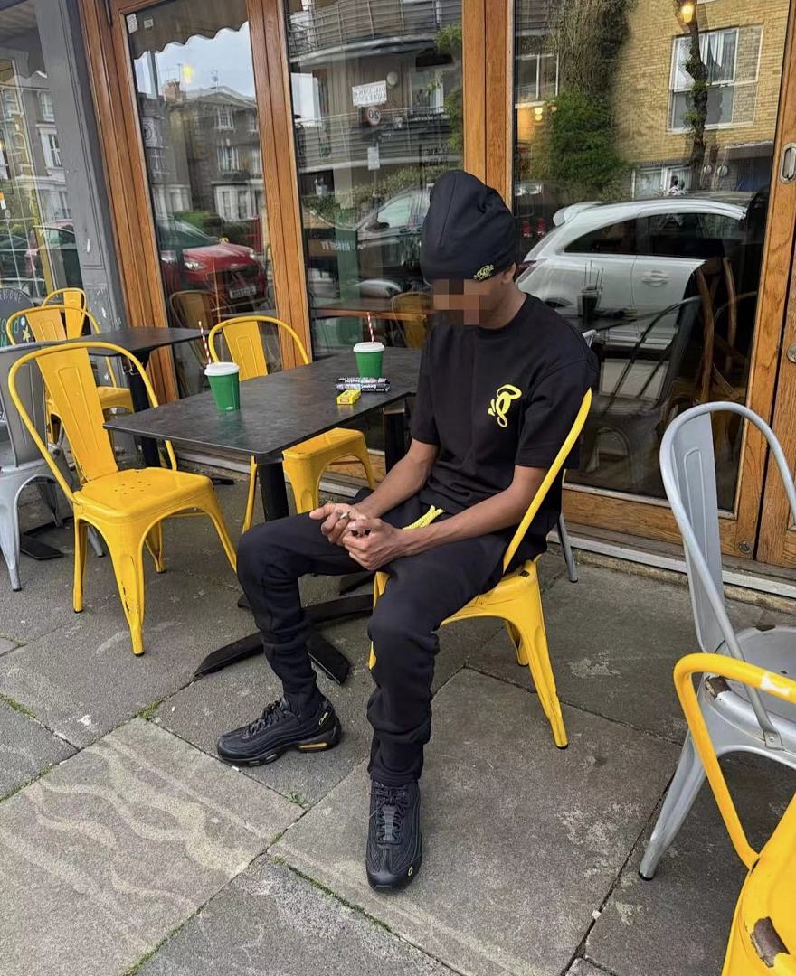 HALO Tee Black