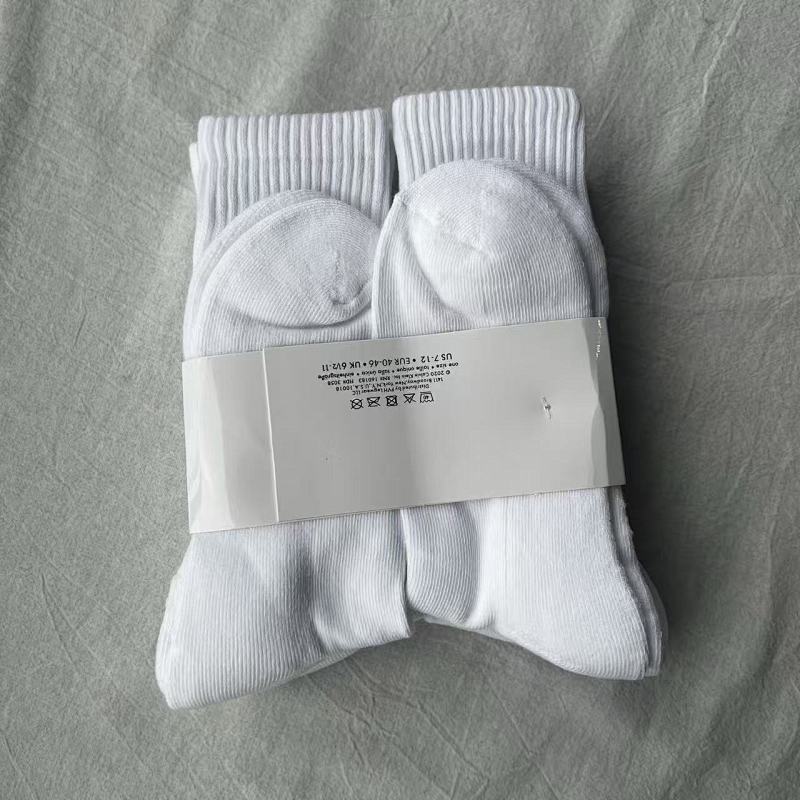 White Ribbed Athletic Crew Socks (3-Pack)
