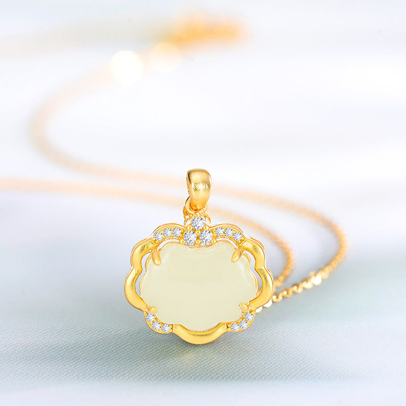 Nephrite Jade Ruyi Lock Necklace-Gentle Wishes