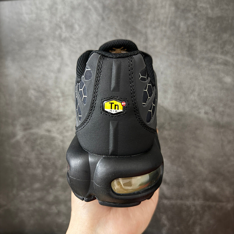 Nike Air Max Plus TN - Black/Gold