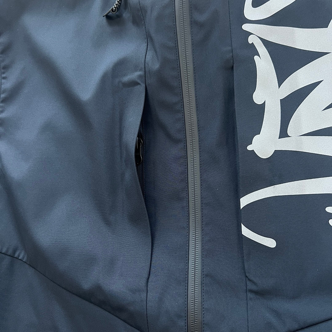 Trek Jacket Black