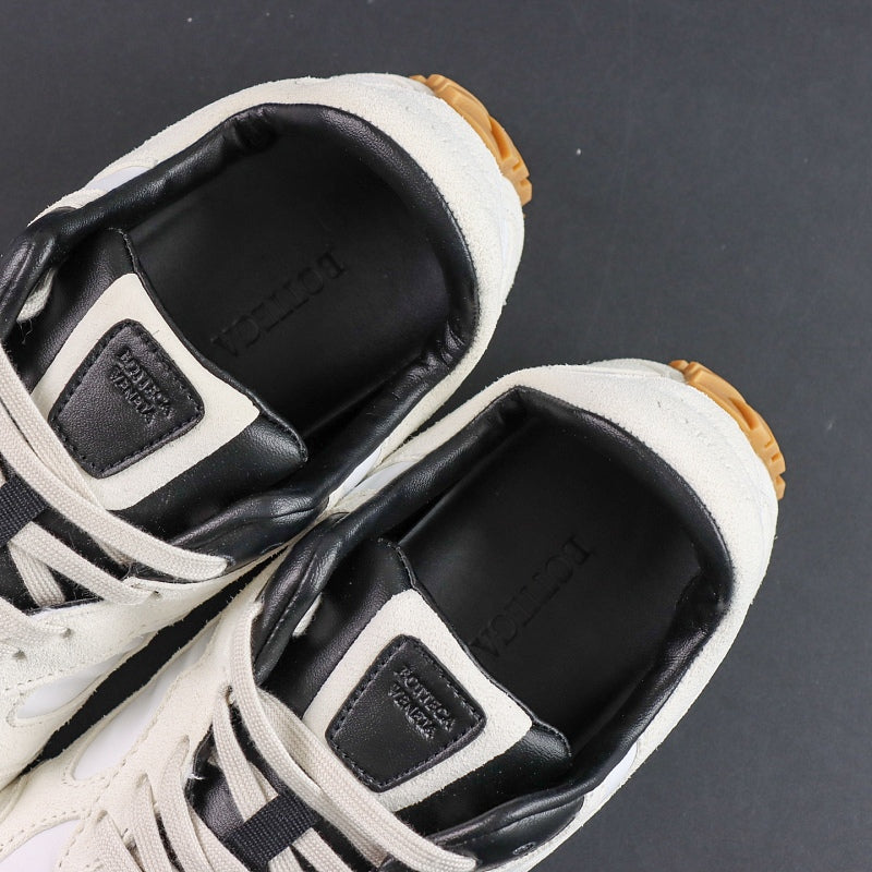 Nike Air Jordan 6 Retro - Black/Metallic Silver