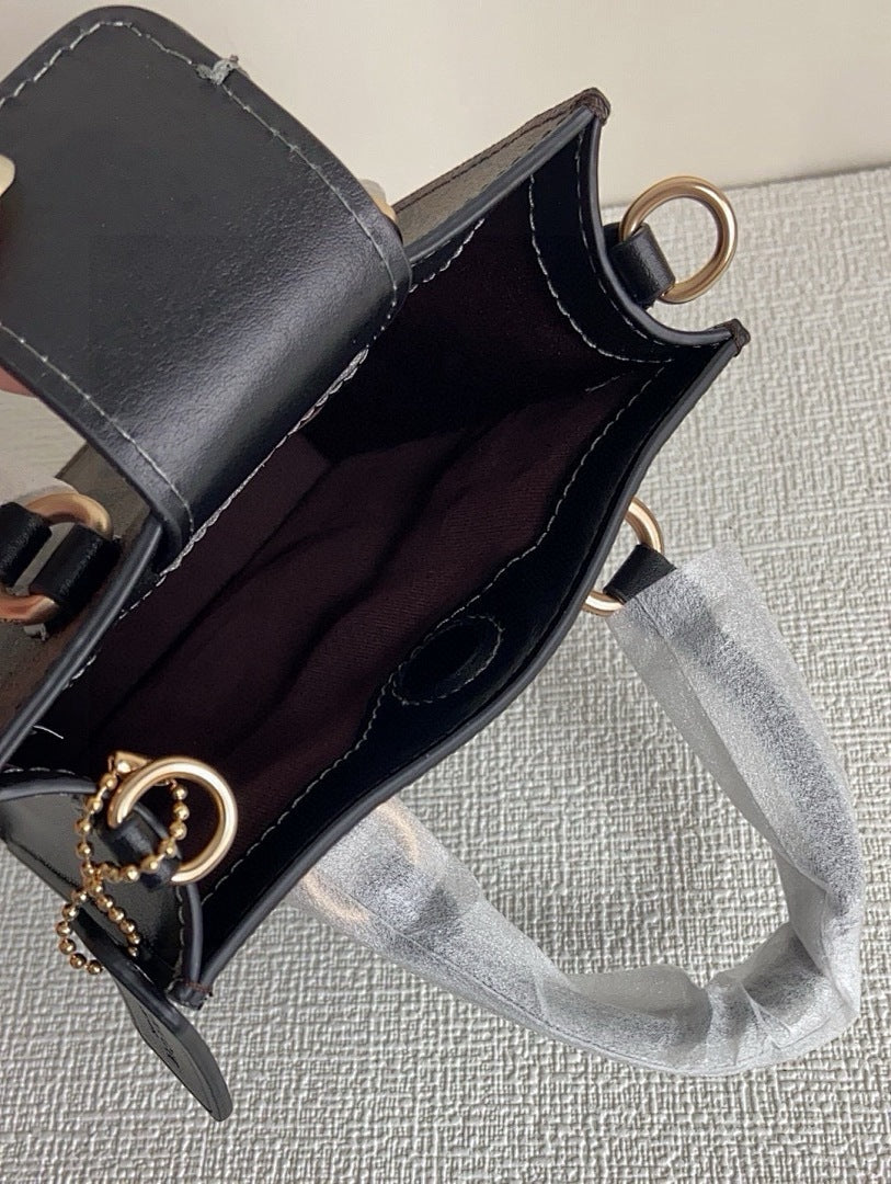 Coach Bag 21
