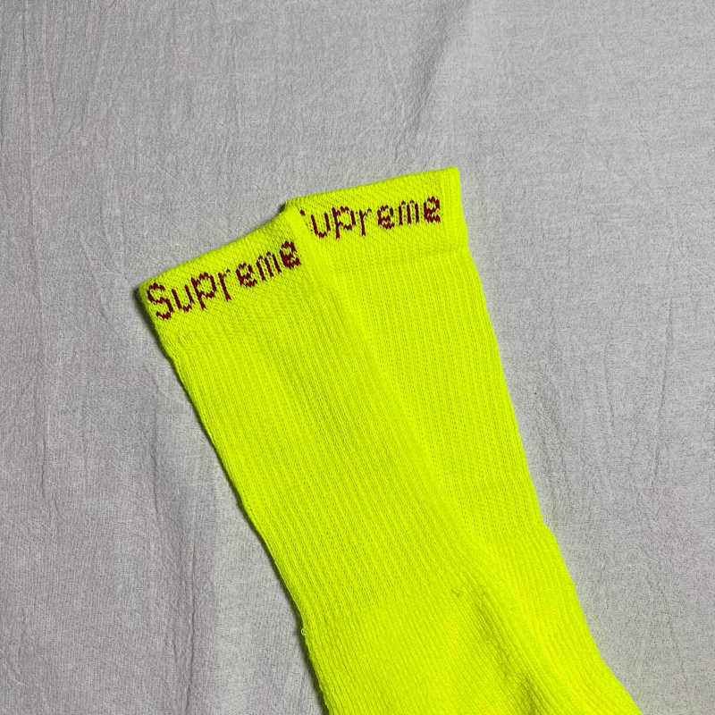 Supreme x Hanes Crew Socks 4-Pack - Neon Yellow/Red/White