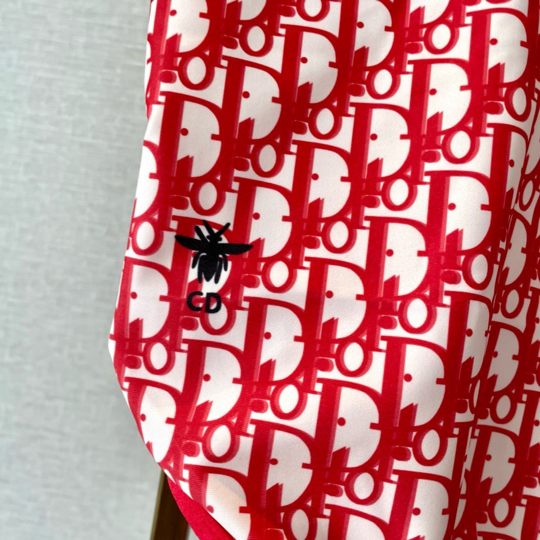 Logo One Piece Set