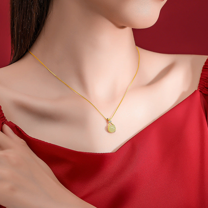 Blessing Pouch Jade Necklace ¨C Grace Serenity