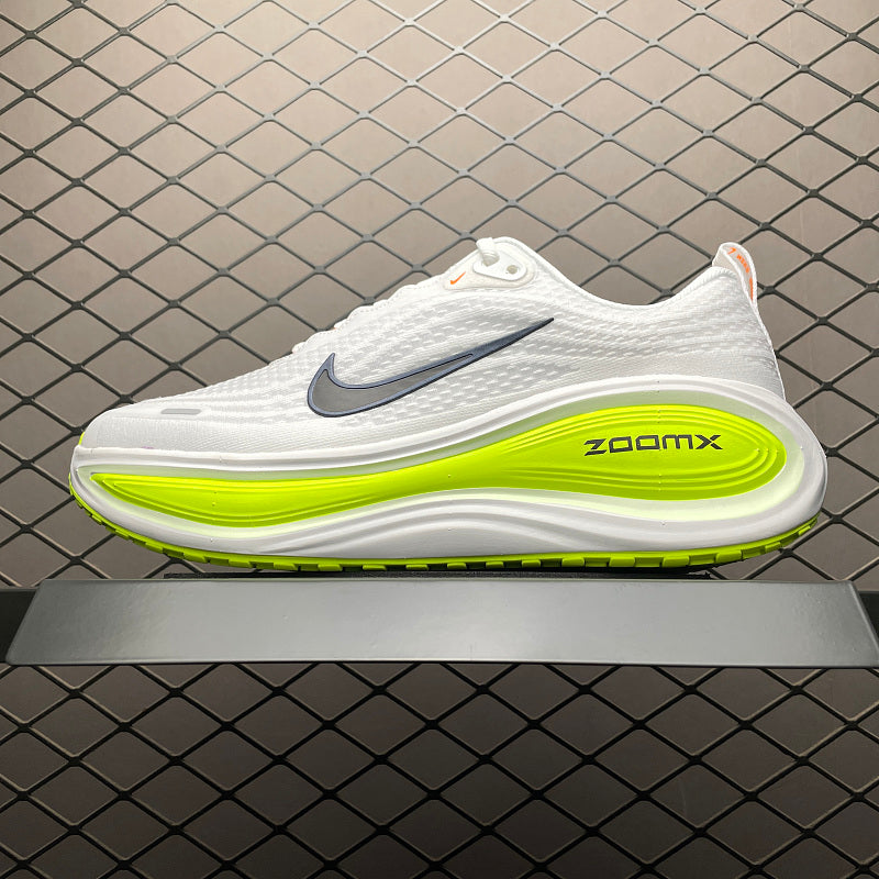 Nike ZoomX Morpho - White/Volt