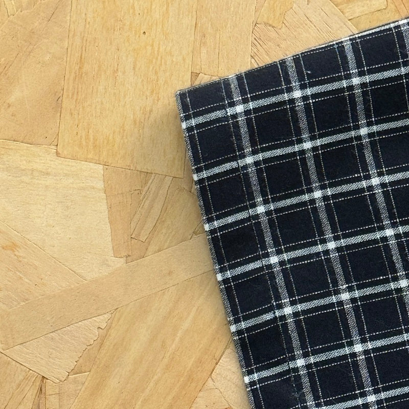 Mertra Plaid Shirt - Black