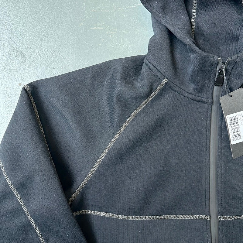6PM Tech Suit Black