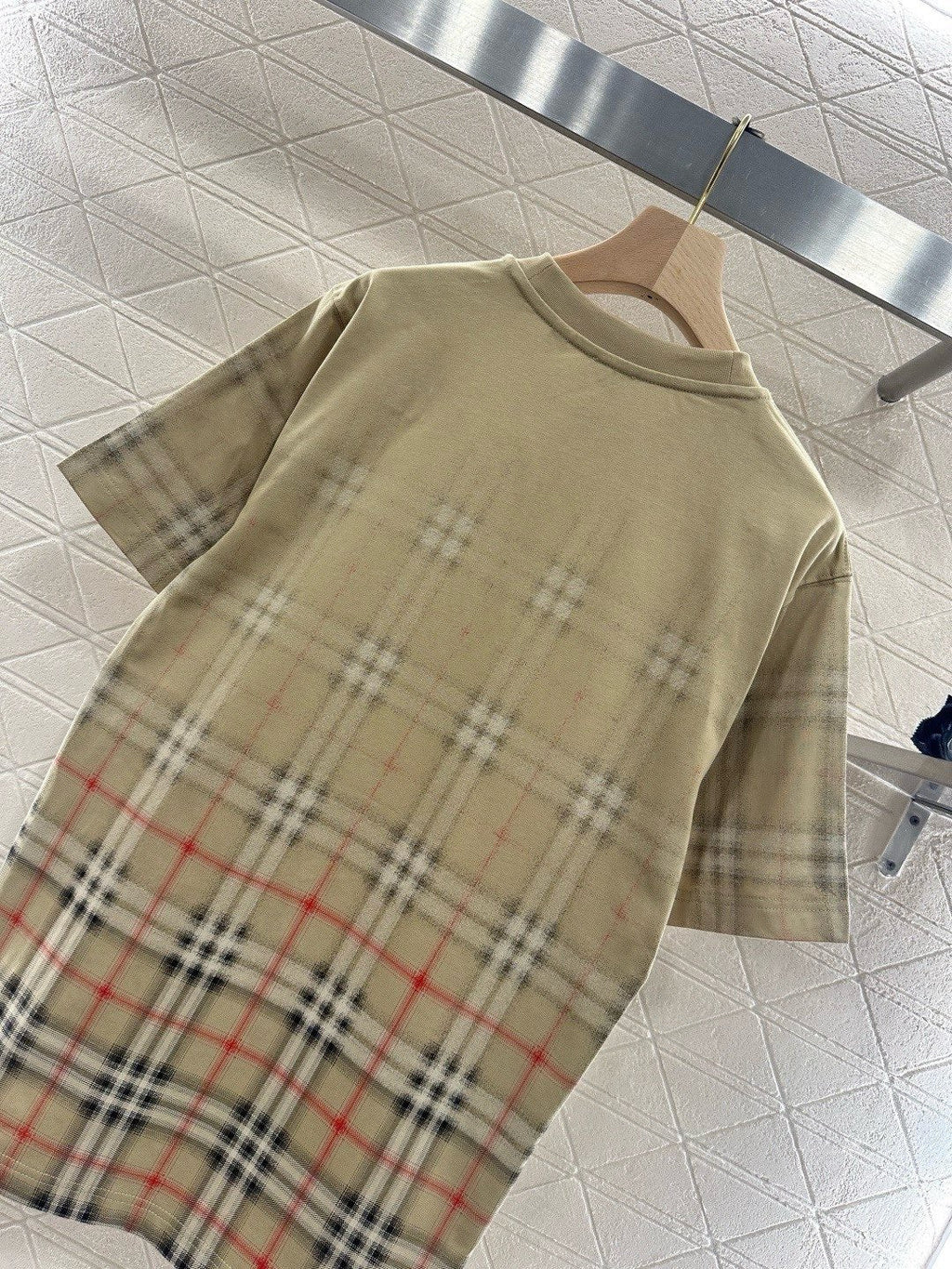 Gradient Check T-Shirt