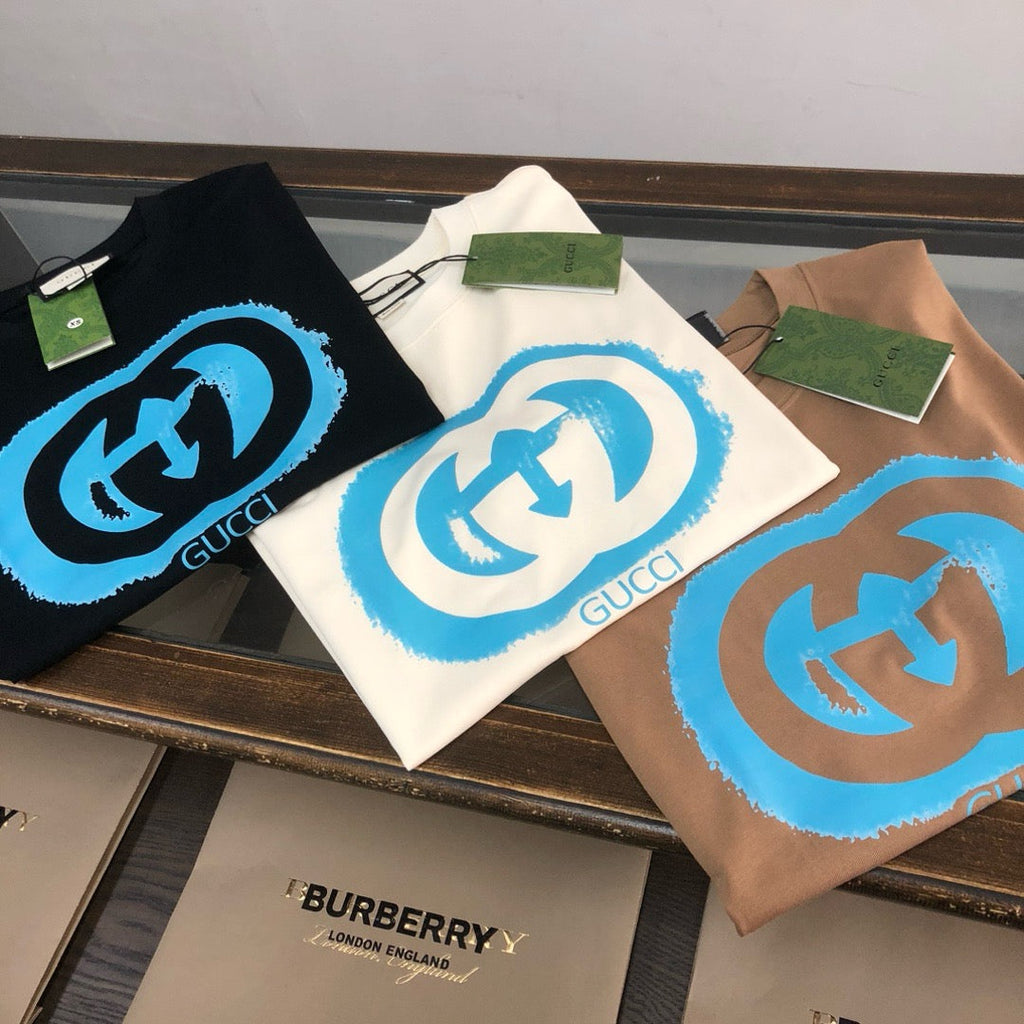 Interlocking G Spray Logo T-Shirt