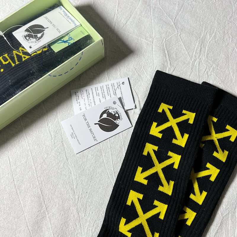 Off-White Arrow Crew Socks - Black/Yellow