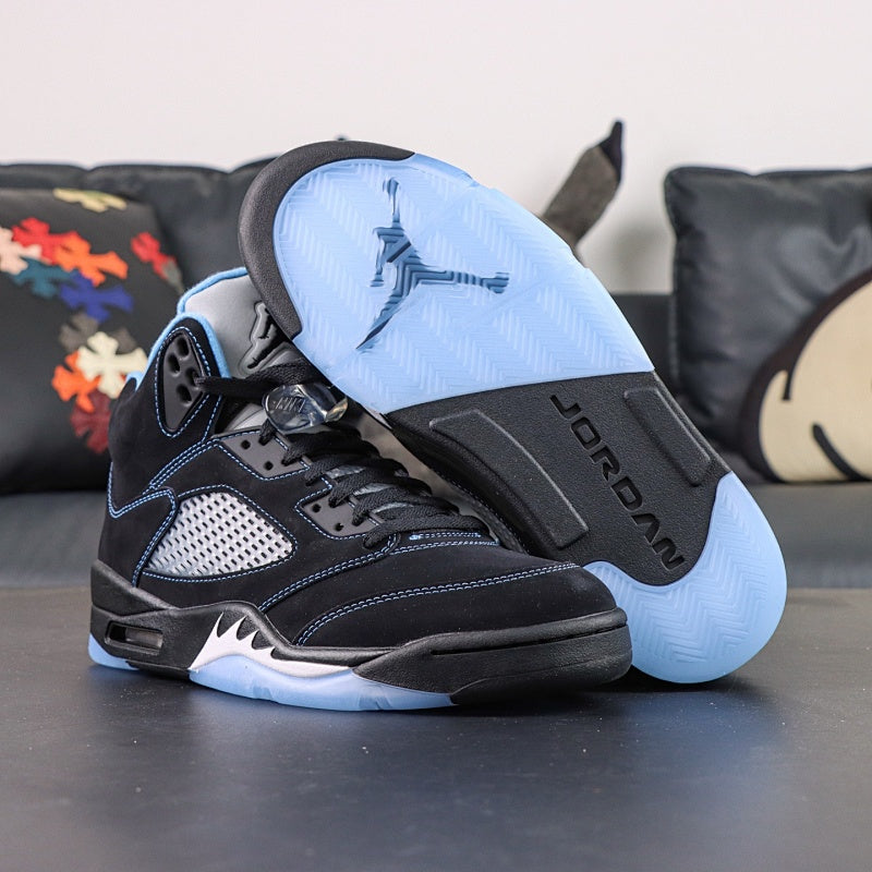 Nike Air Jordan 5 Retro - University Blue/Black
