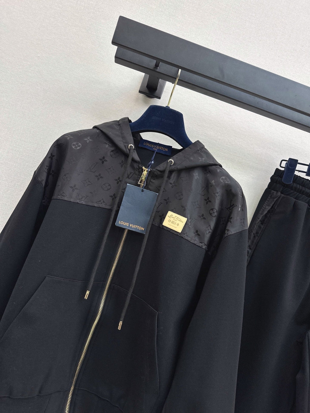 26S Hoodie Set
