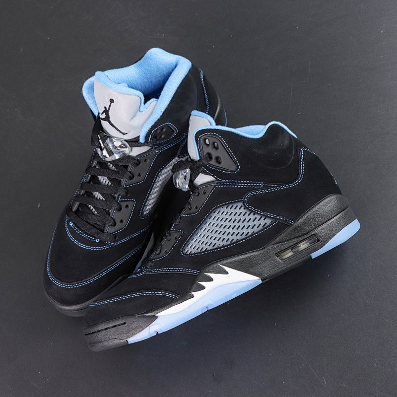 Nike Air Jordan 5 Retro - University Blue/Black