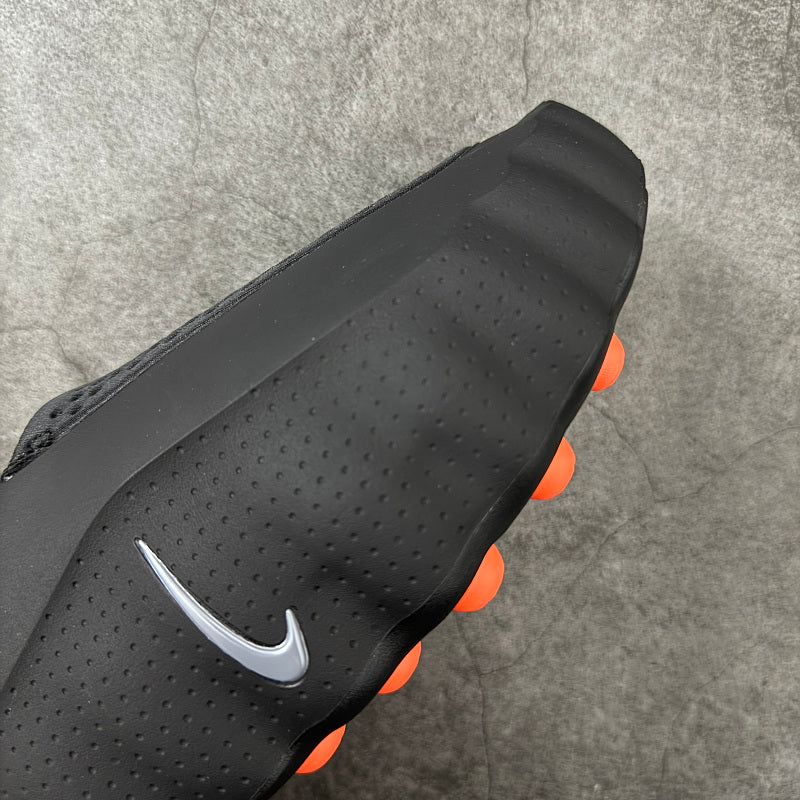 Nike Air Moc AT - Black/Orange