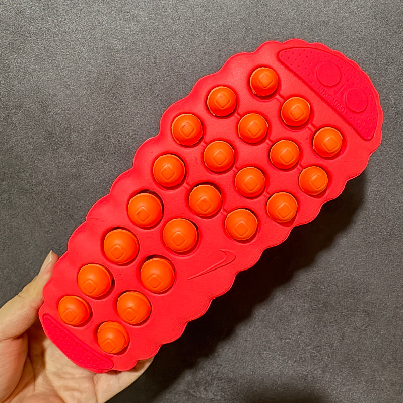 Nike Air Moc AT - Red/Orange