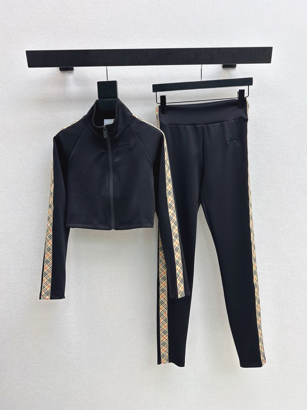 Astrid Cropped Track Set