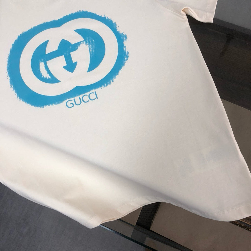 Interlocking G Spray Logo T-Shirt