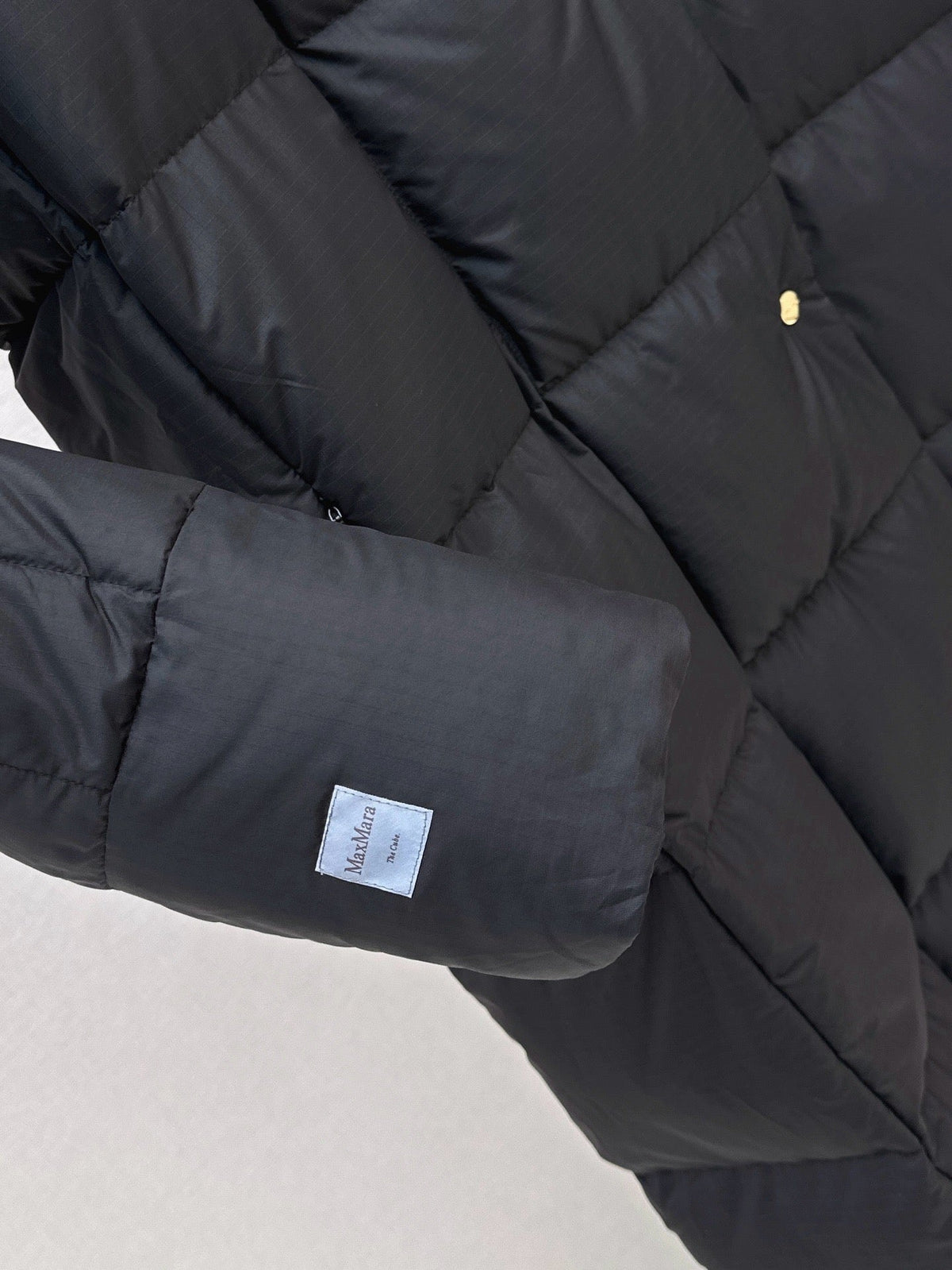 26S The Cube Down Puffer Coat