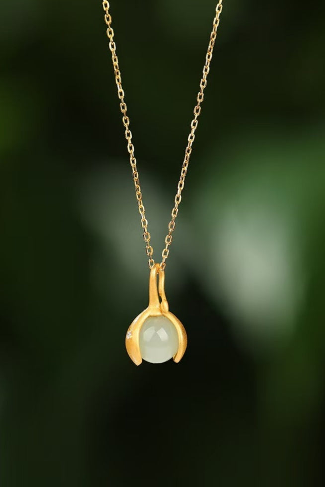Gentle Essence Hetian Jade Pendant Necklace¨C S925 Sterling Silver with Ancient Gold Finish