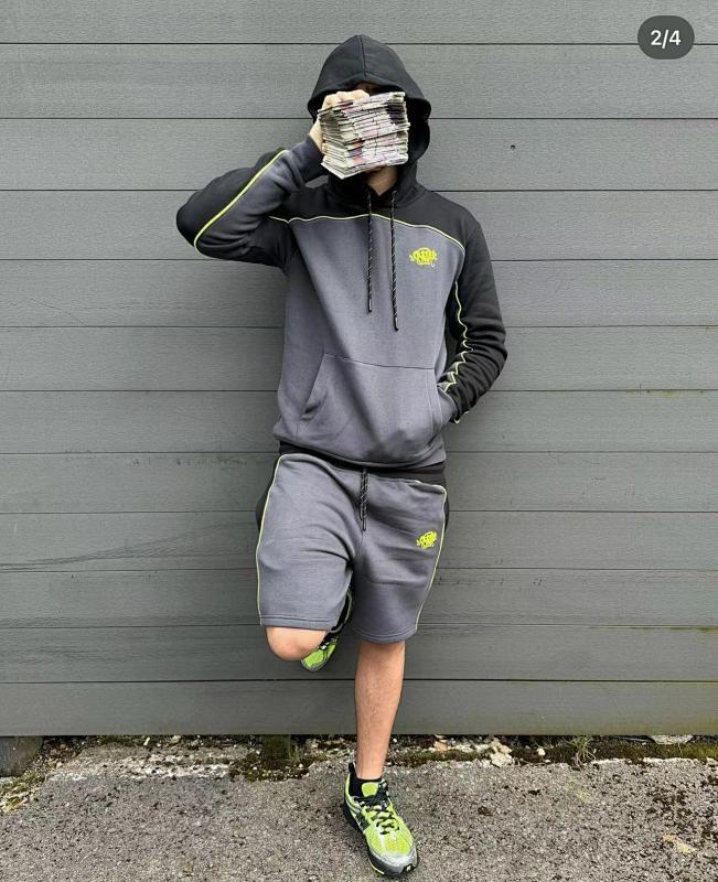 Syna-World Shorts - Black-Grey