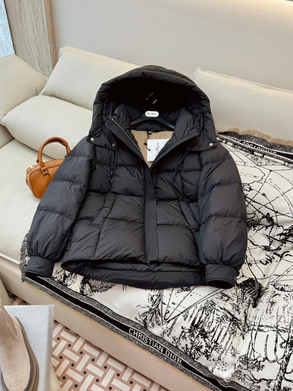 Hooded Down Puffer Jacket