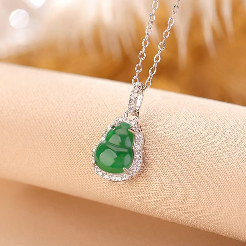 Calabash Jade Pendant Necklace-Good Fortune and Prosperity