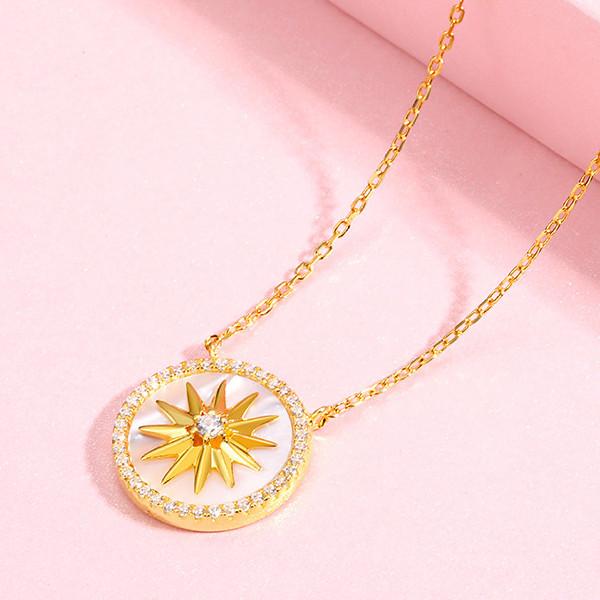 8 Pointed Star Octagram Diamond Pearl Healing Pendant Necklace
