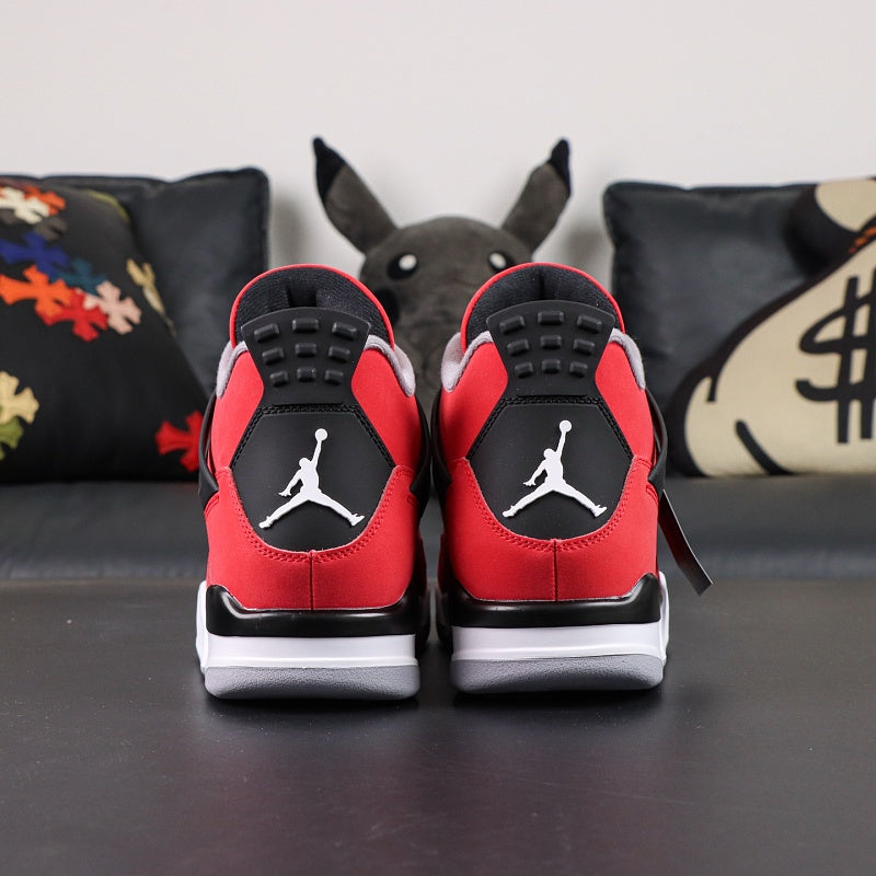 Nike Air Jordan 4 Retro - Toro Bravo