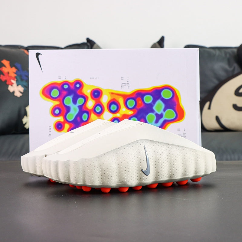 Nike ZoomX Morpho Slide - Light Bone/Red