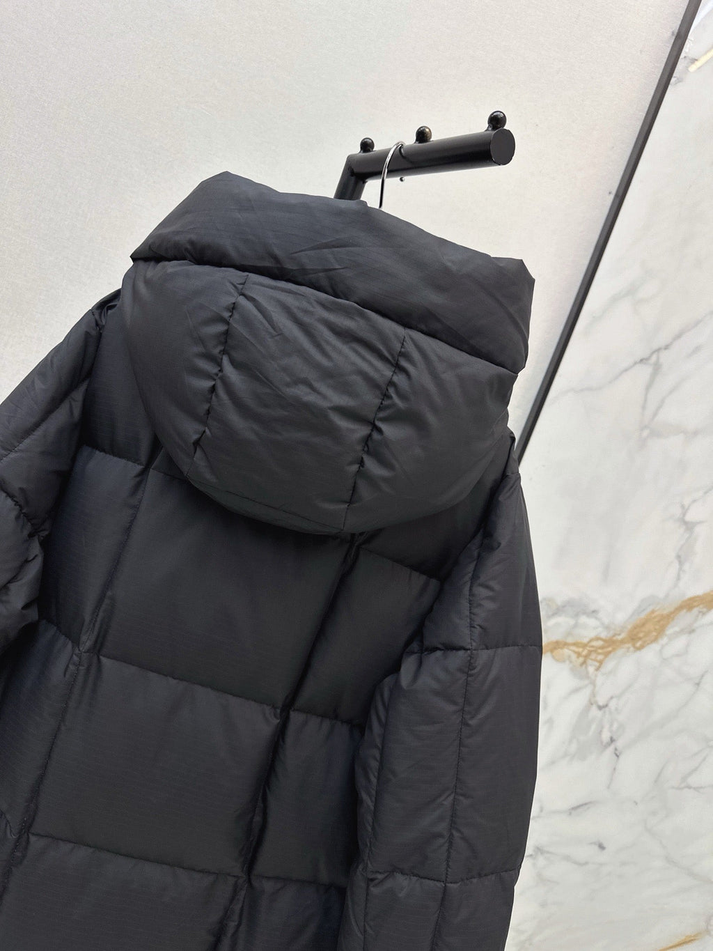 26S The Cube Down Puffer Coat