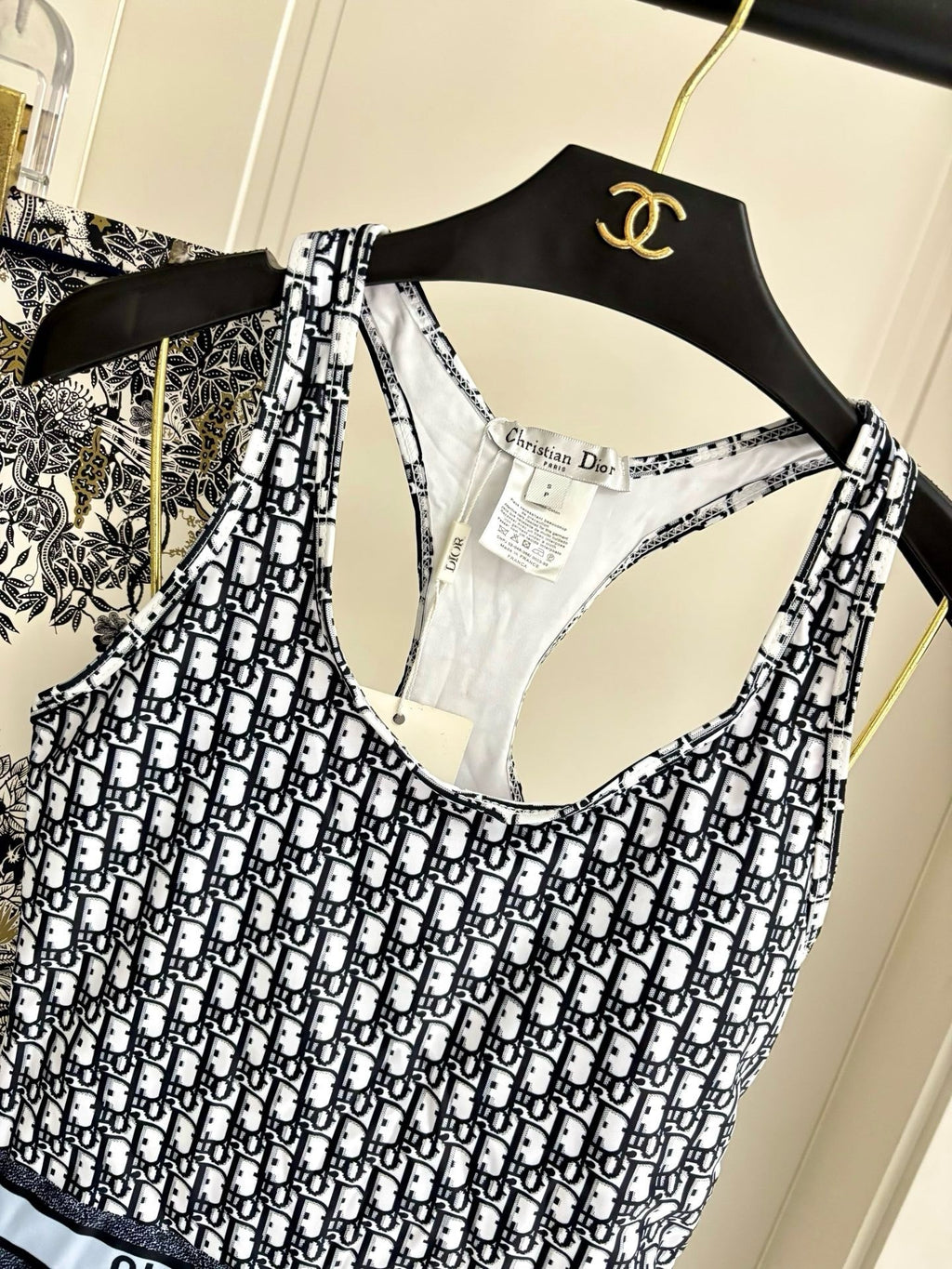 Logo One Piece Set
