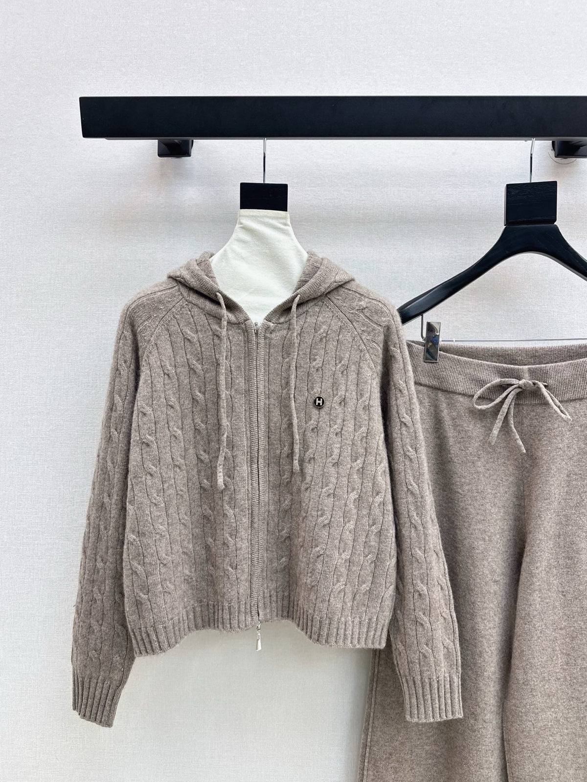 26S Knit Set