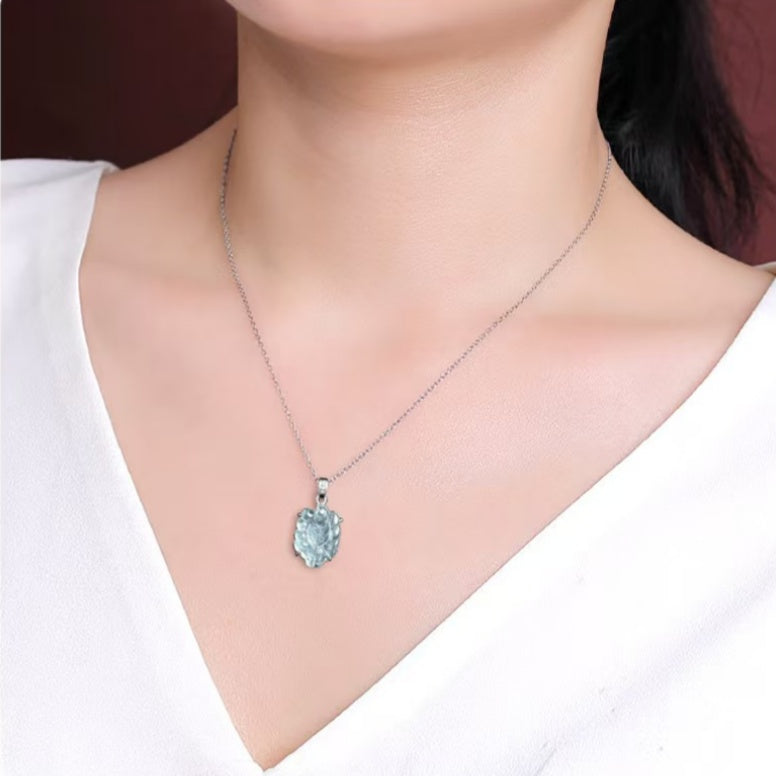Ice Jade Nine-Tailed Fox Pendant Necklace ¨C Intuition. Attraction & Protection