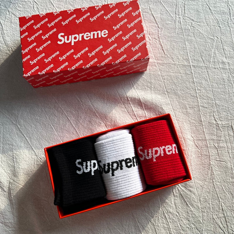 Supreme Crew Socks 3-Pack - Red/White/Black