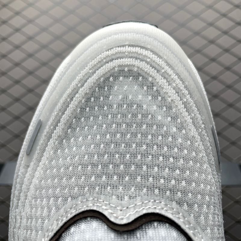 Nike ZoomX Streakfly - White/Brown