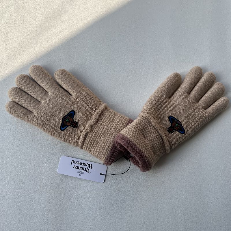 Knit Winter Gloves with Emblem Patch